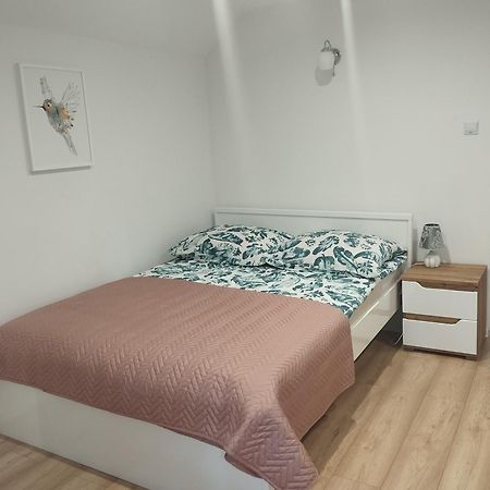 Domek Pod Sosnami Krasnobród Extérieur photo